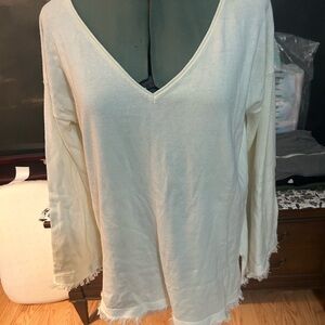 NWT 525 America Winter White V-Neck Fringe Sweater